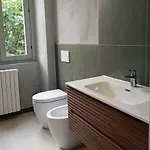 Flat 14 Lecco Apartment
