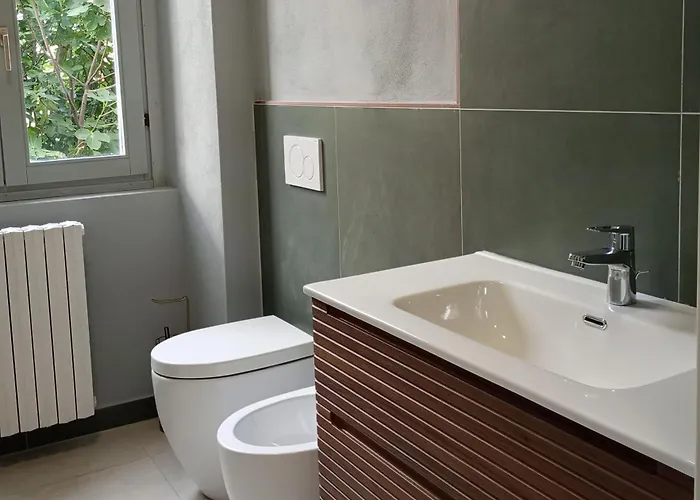 Flat 14 Lecco Lägenhet