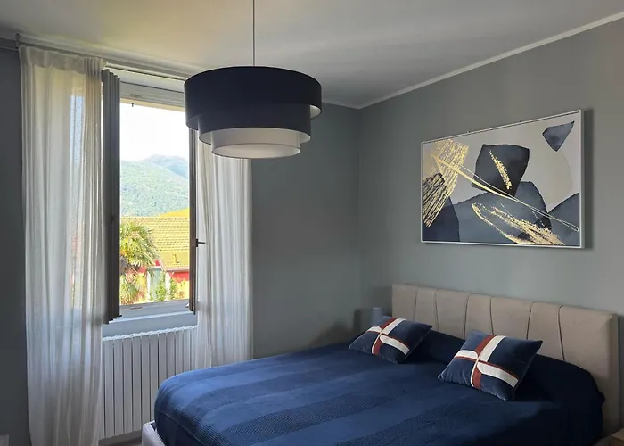 Flat 14 Lecco Lägenhet